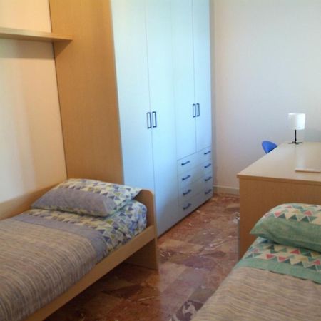 בארי La Casa Di Telen Zona Policlinico Oncologico E Villa De Grecis מראה חיצוני תמונה