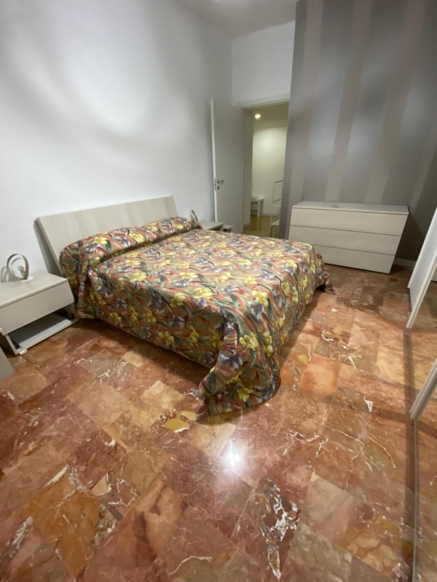 בארי La Casa Di Telen Zona Policlinico Oncologico E Villa De Grecis מראה חיצוני תמונה